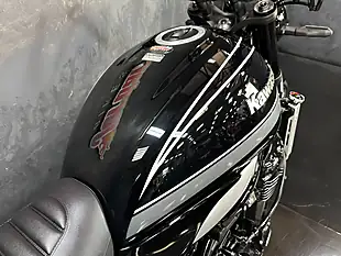 Used 2021 Kawasaki Z900 RS Modern Classic Black - Interior and Exterior details 15