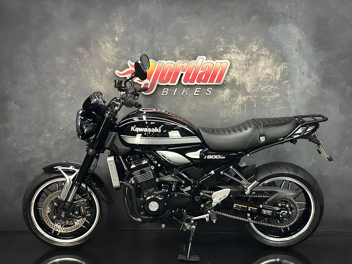 Used 2021 Kawasaki Z900 RS Modern Classic Black - Interior and Exterior details 2