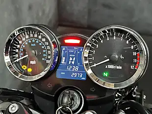 Used 2021 Kawasaki Z900 RS Modern Classic Black - Interior and Exterior details 3