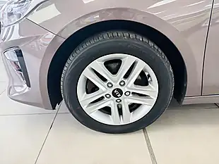 Used 2021 Kia Ceed 2 Nav Brown - Interior and Exterior details 13