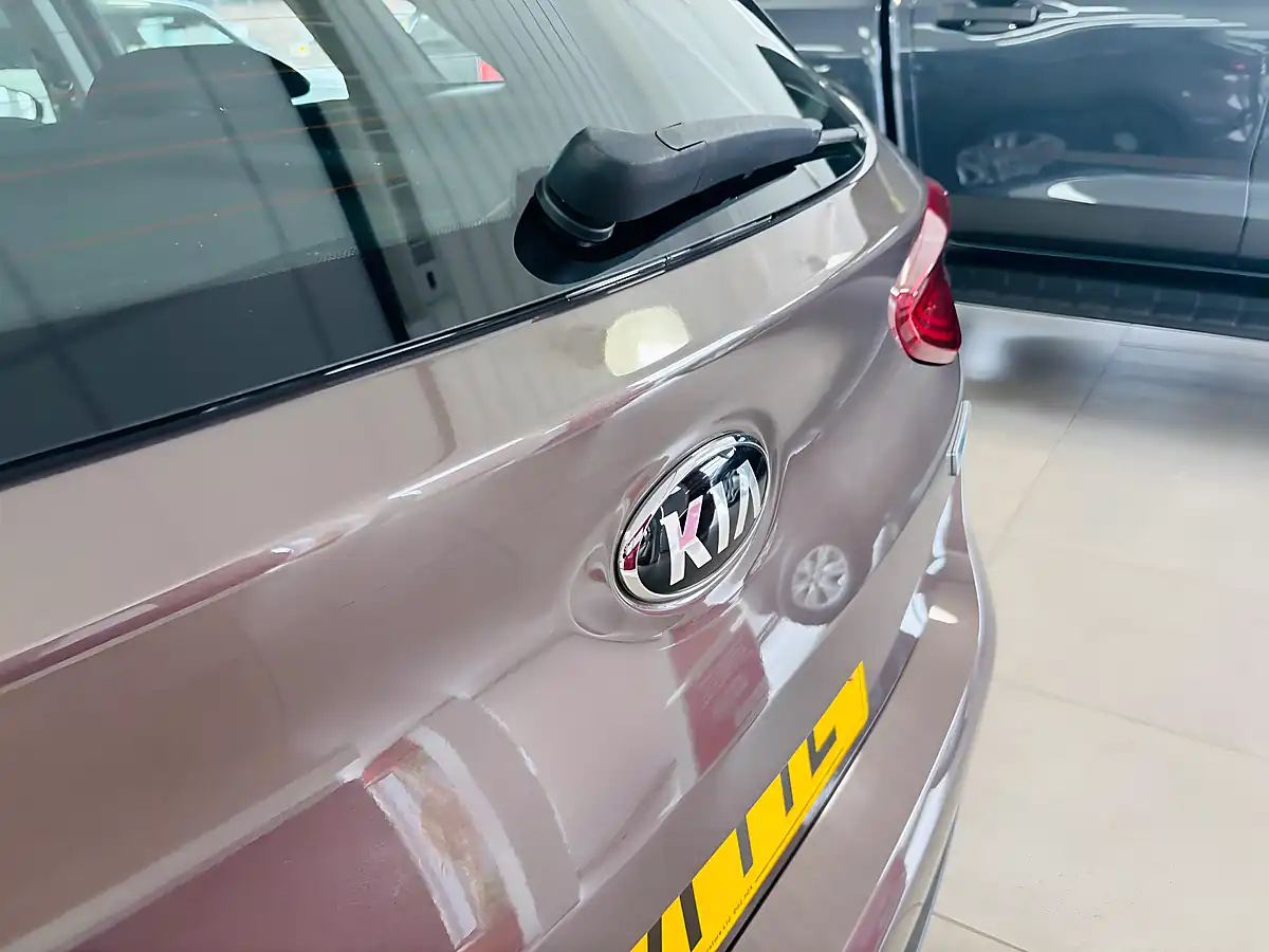 Used 2021 Kia Ceed 2 Nav Brown - Interior and Exterior details 19