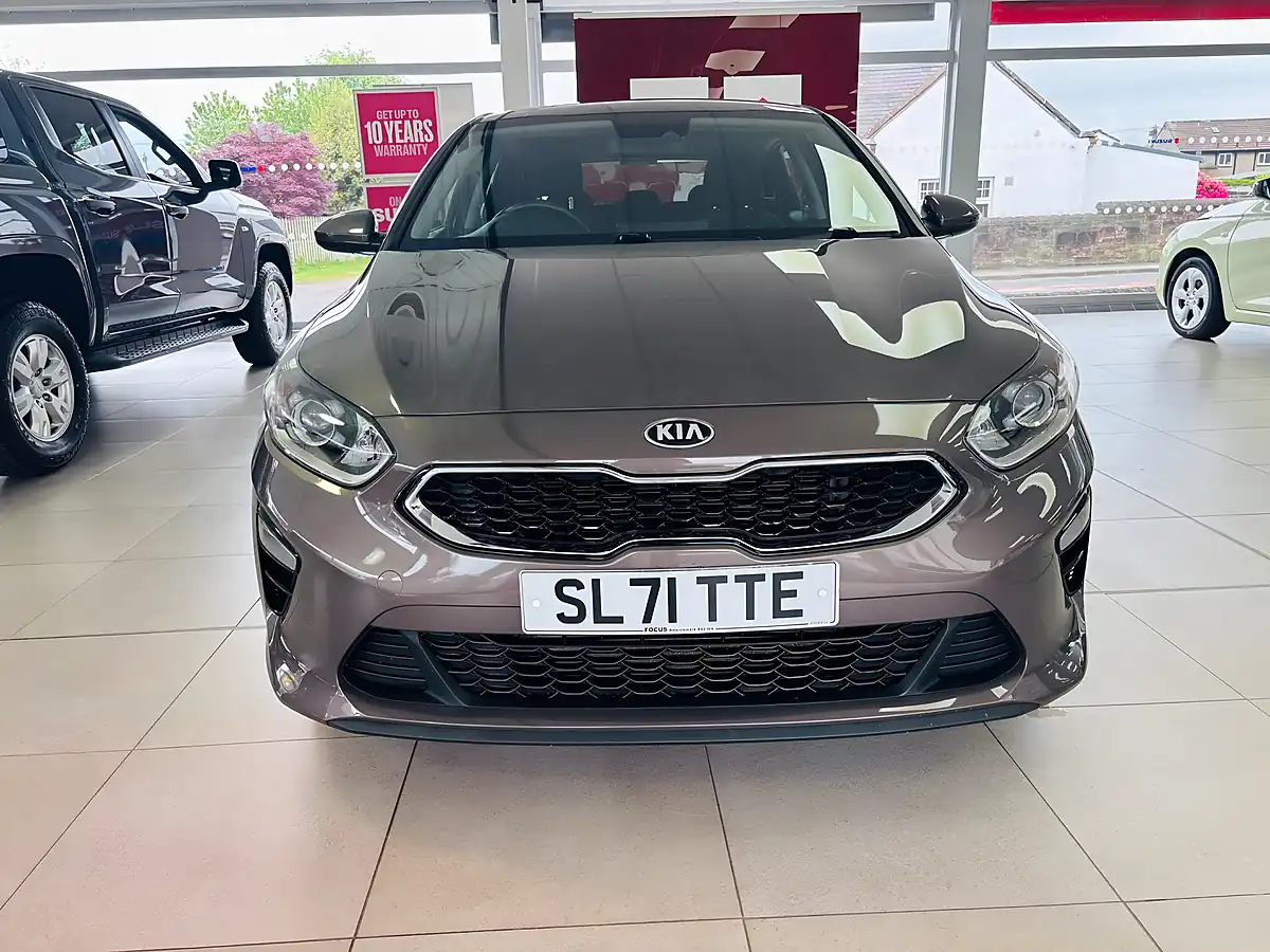 Used 2021 Kia Ceed 2 Nav Brown - Interior and Exterior details 2