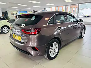 Used 2021 Kia Ceed 2 Nav Brown - Interior and Exterior details 5