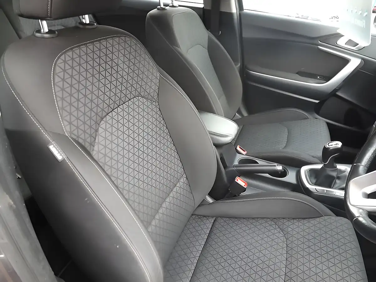 Used 2021 Kia Ceed 2 Nav Brown - Interior and Exterior details 12