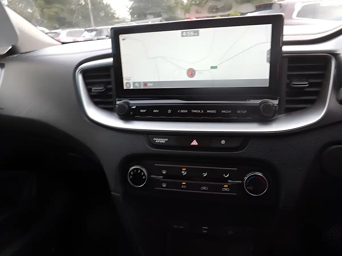 Used 2021 Kia Ceed 2 Nav Brown - Interior and Exterior details 14