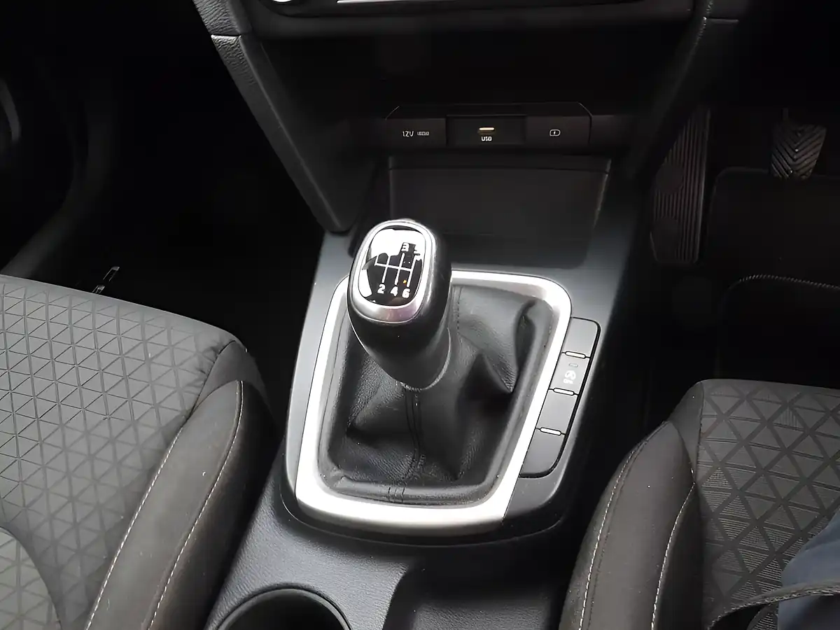 Used 2021 Kia Ceed 2 Nav Brown - Interior and Exterior details 16