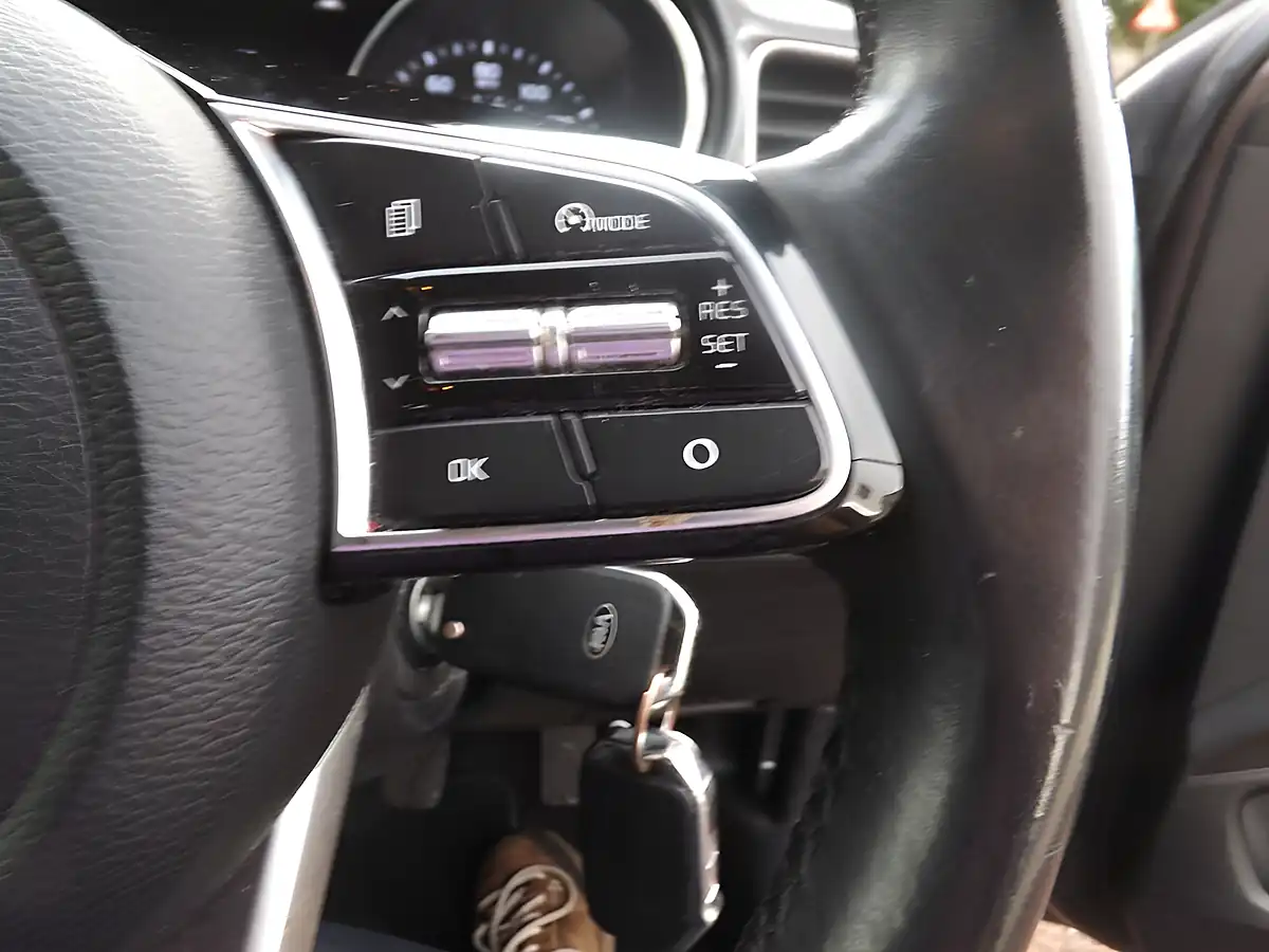 Used 2021 Kia Ceed 2 Nav Brown - Interior and Exterior details 18