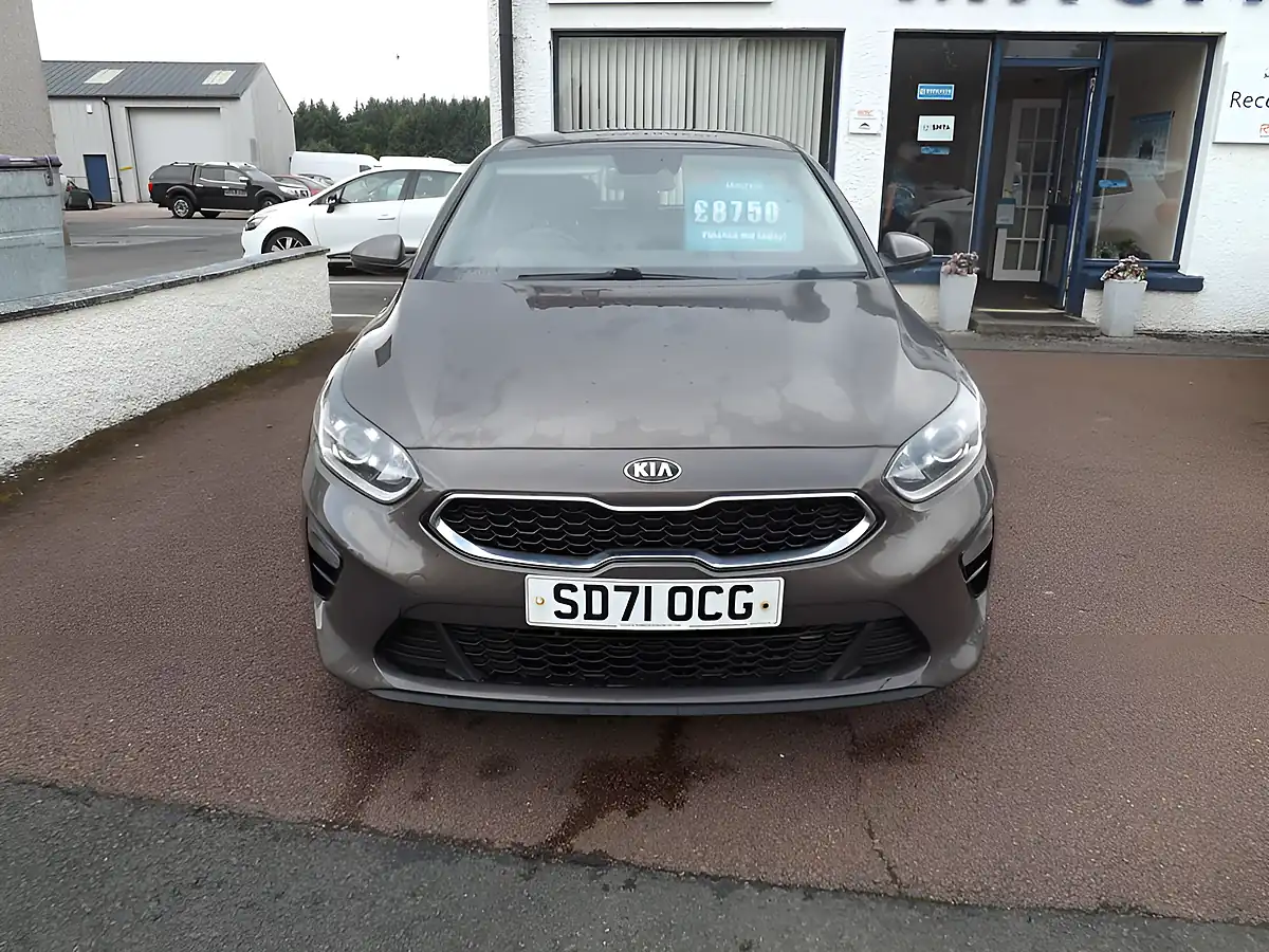Used 2021 Kia Ceed 2 Nav Brown - Interior and Exterior details 2