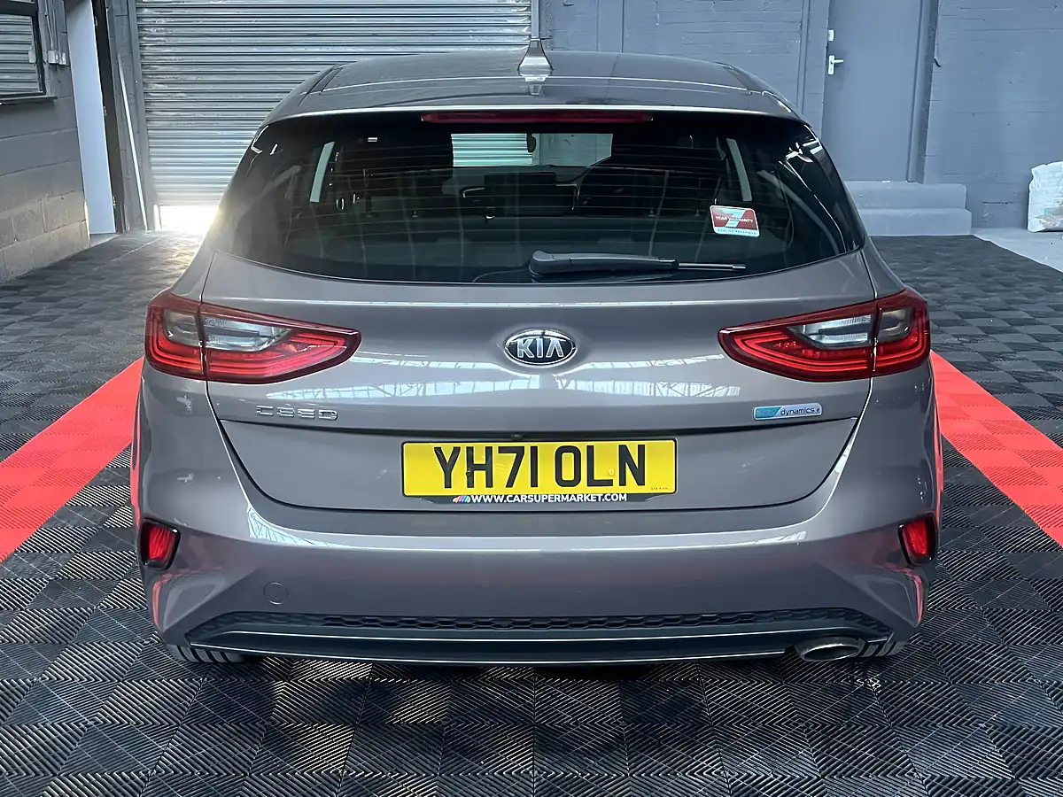 Used 2021 Kia Ceed 2 Nav Brown - Interior and Exterior details 7