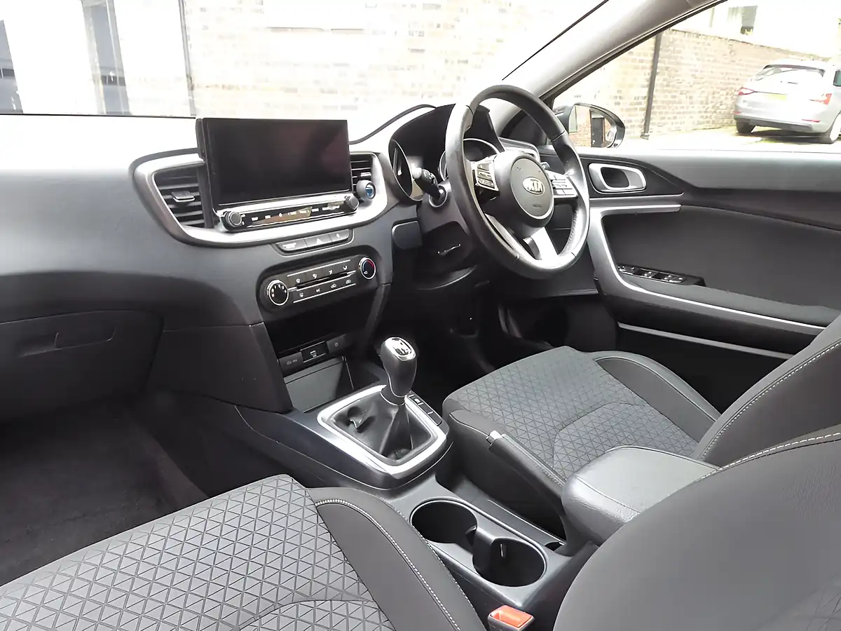 Used 2021 Kia Ceed 2 Nav Sportswagon Black - Interior and Exterior details 11