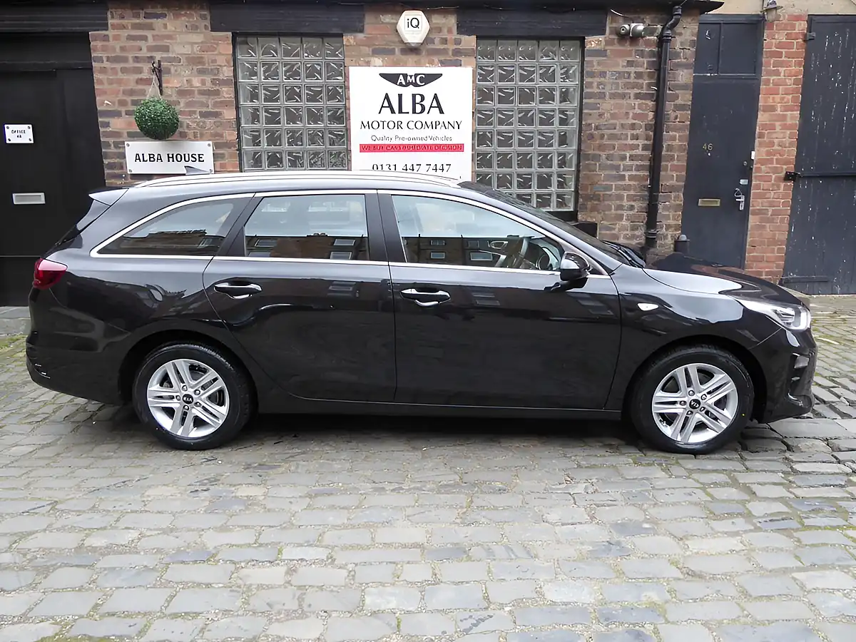 Used 2021 Kia Ceed 2 Nav Sportswagon Black - Interior and Exterior details 7