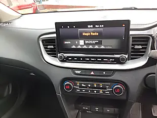 Used 2021 Kia Ceed 3 Black - Interior and Exterior details 11