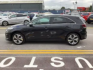 Used 2021 Kia Ceed 3 Black - Interior and Exterior details 9