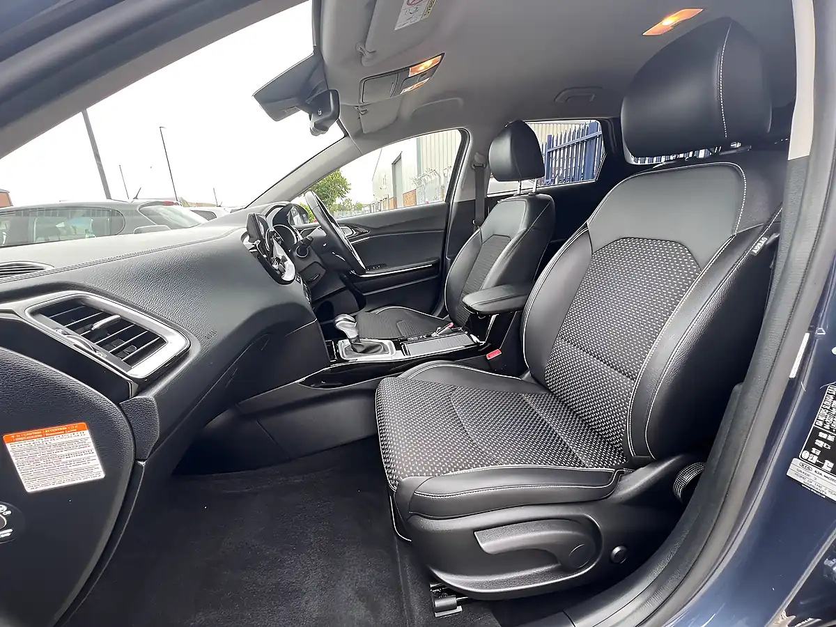 Used 2021 Kia Ceed 3 Sportswagon Cosmo Blue Met - Interior and Exterior details 14