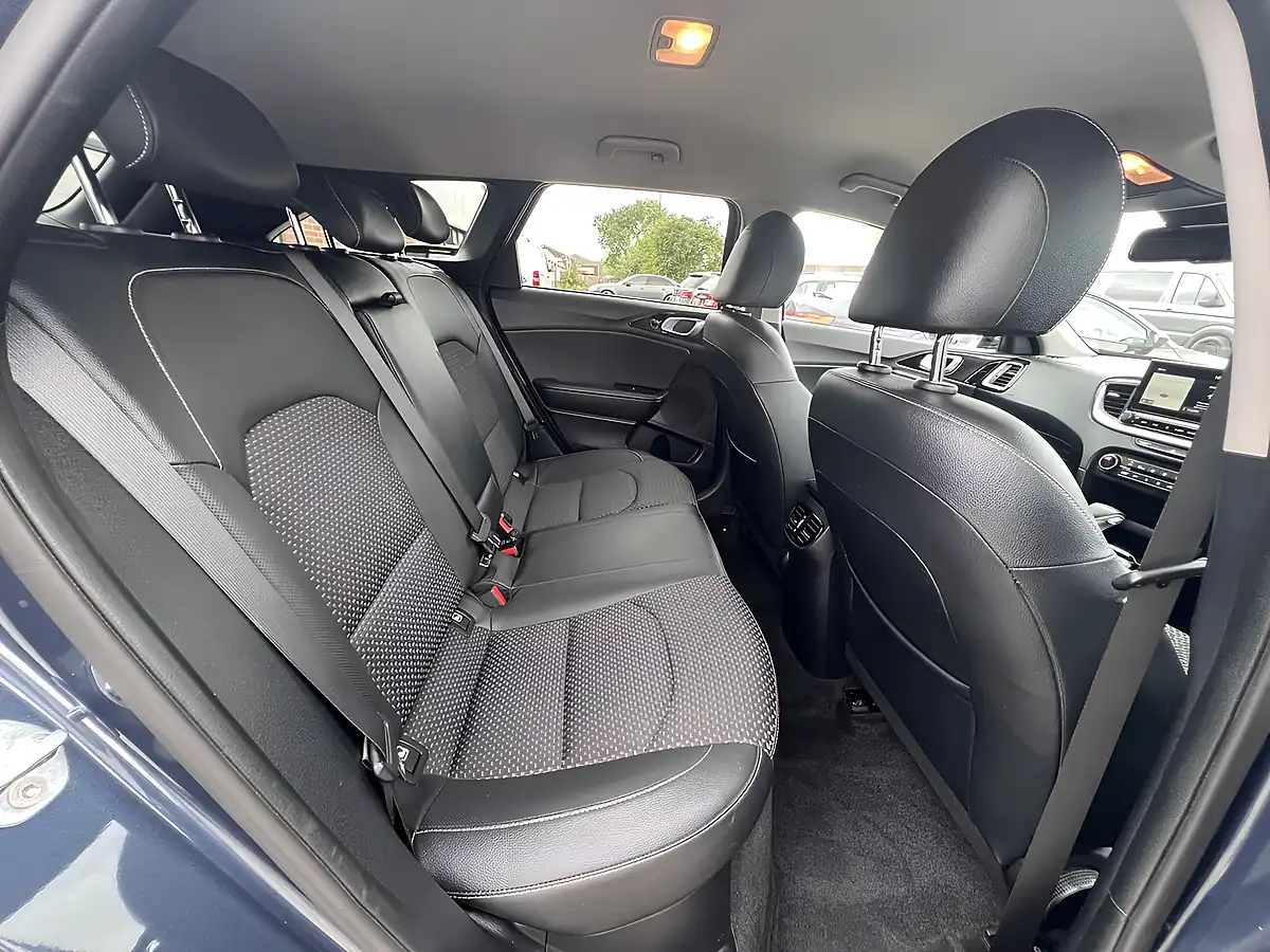 Used 2021 Kia Ceed 3 Sportswagon Cosmo Blue Met - Interior and Exterior details 4
