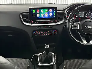 Used 2021 Kia Ceed Sportswagon 3 Silver - Interior and Exterior details 17