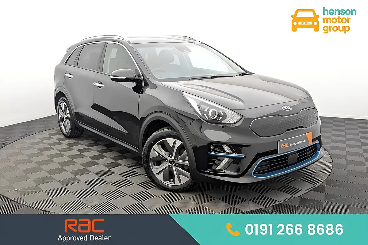 Used 2021 Kia Niro 3 Black - Front View