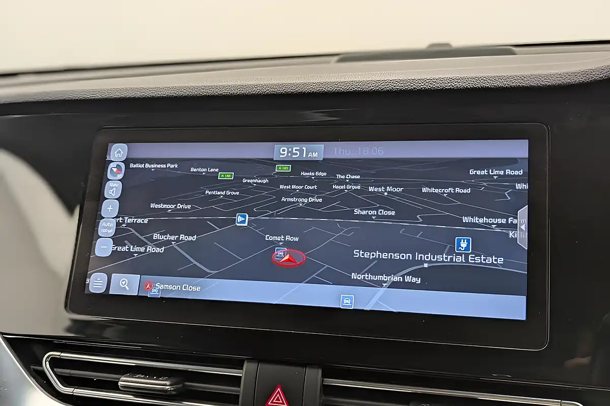 Used 2021 Kia Niro 3 Black - Interior and Exterior details 10
