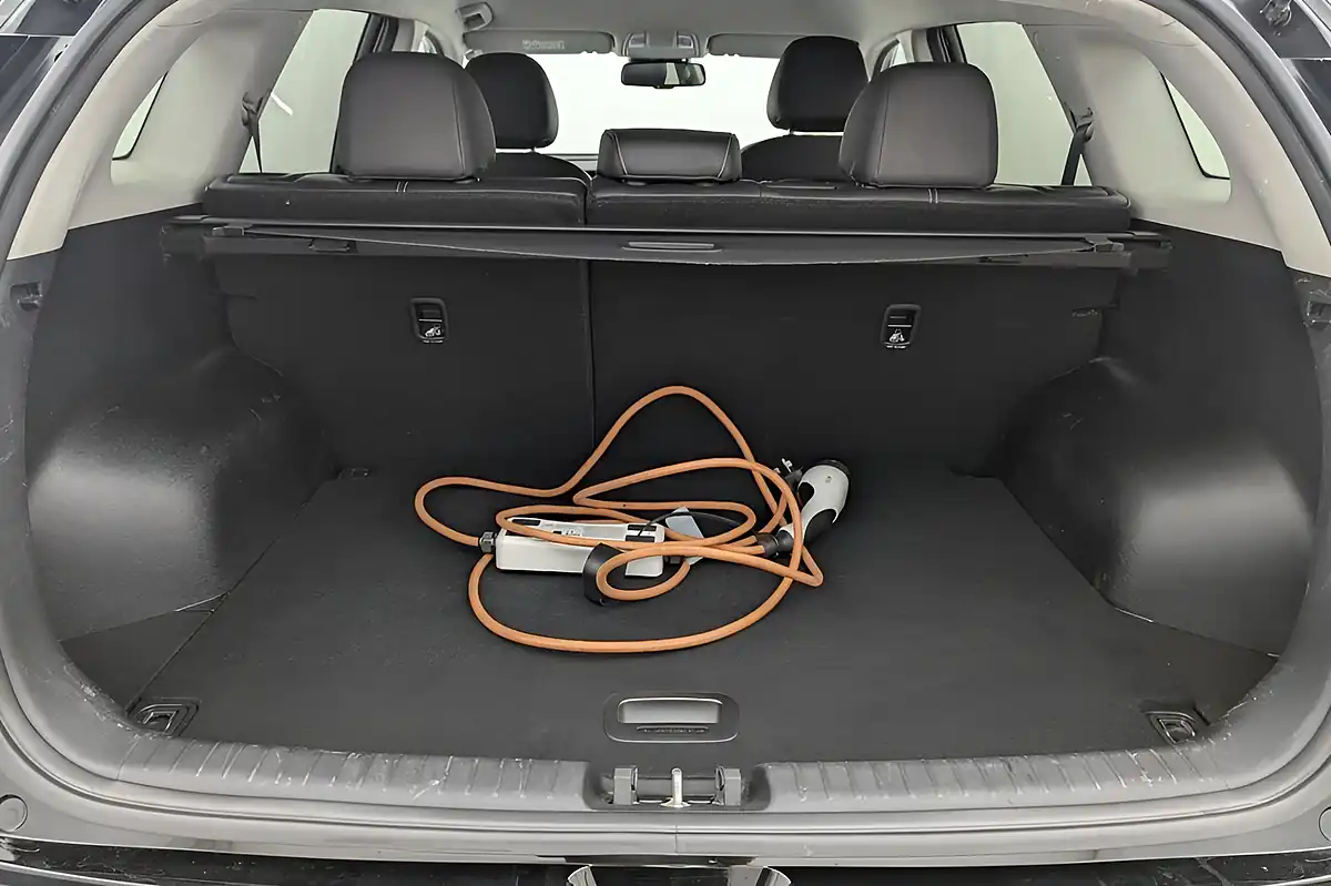 Used 2021 Kia Niro 3 Black - Interior and Exterior details 17