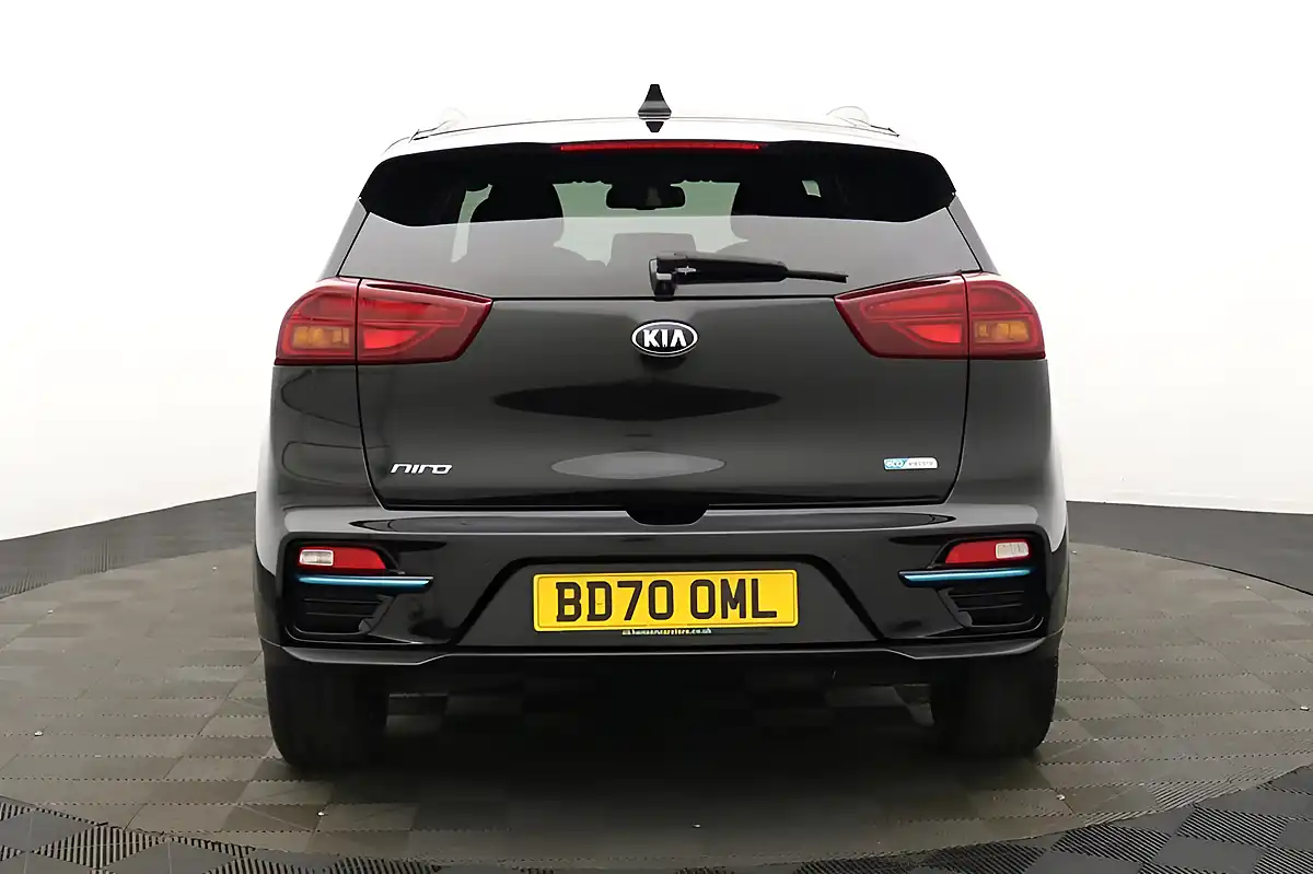 Used 2021 Kia Niro 3 Black - Interior and Exterior details 4