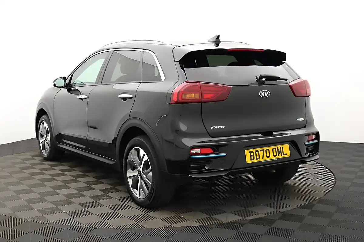 Used 2021 Kia Niro 3 Black - Interior and Exterior details 5