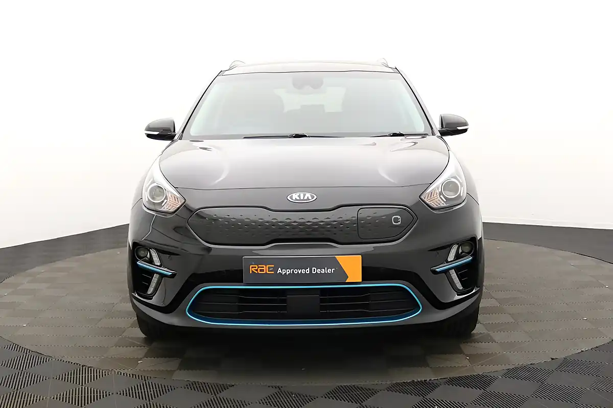 Used 2021 Kia Niro 3 Black - Interior and Exterior details 7