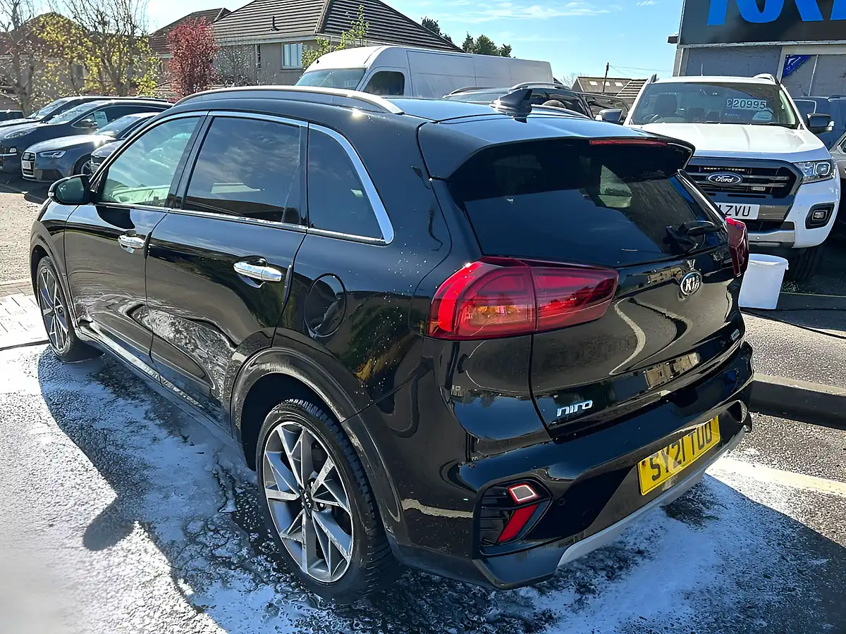 Used 2021 Kia Niro 3 Black - Interior and Exterior details 3