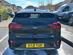 Used 2021 Kia Niro 3 Black - Interior and Exterior details 7