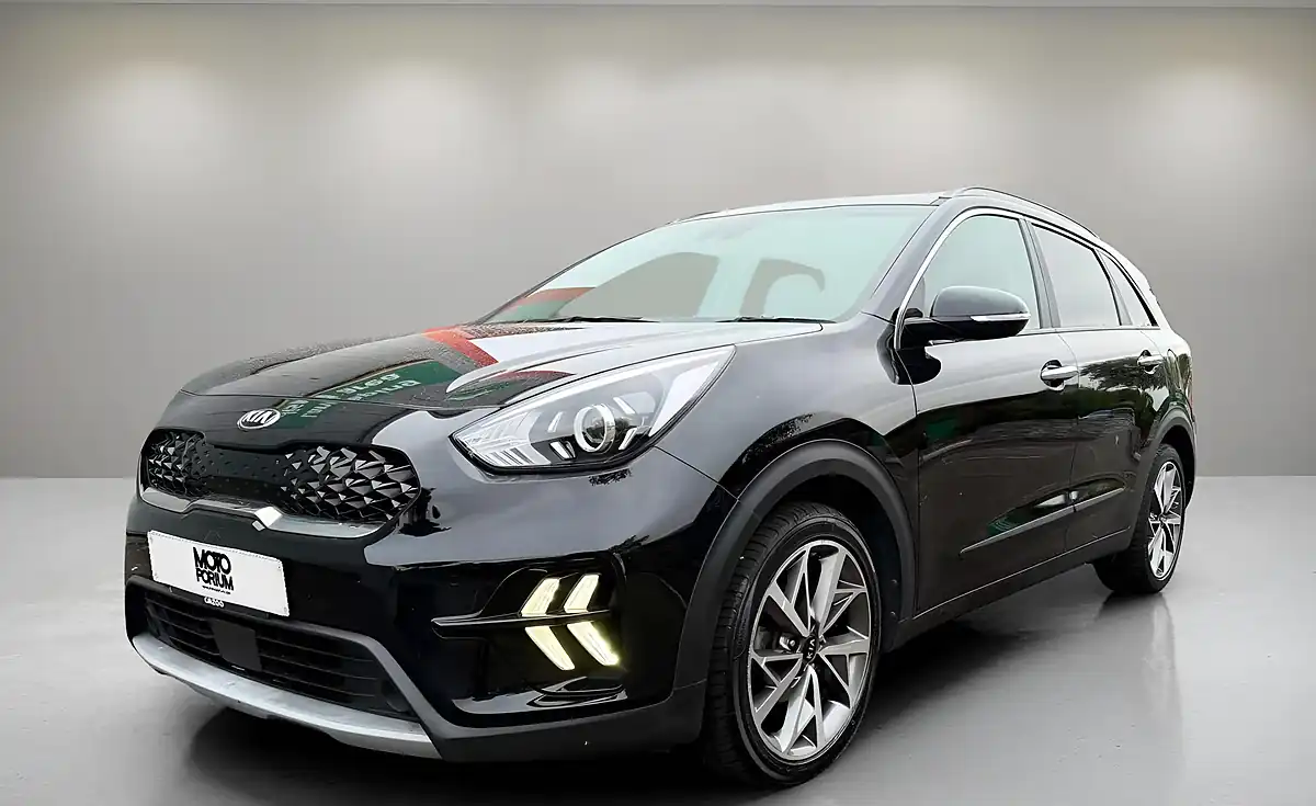Used 2021 Kia Niro 3 Black - Interior and Exterior details 5