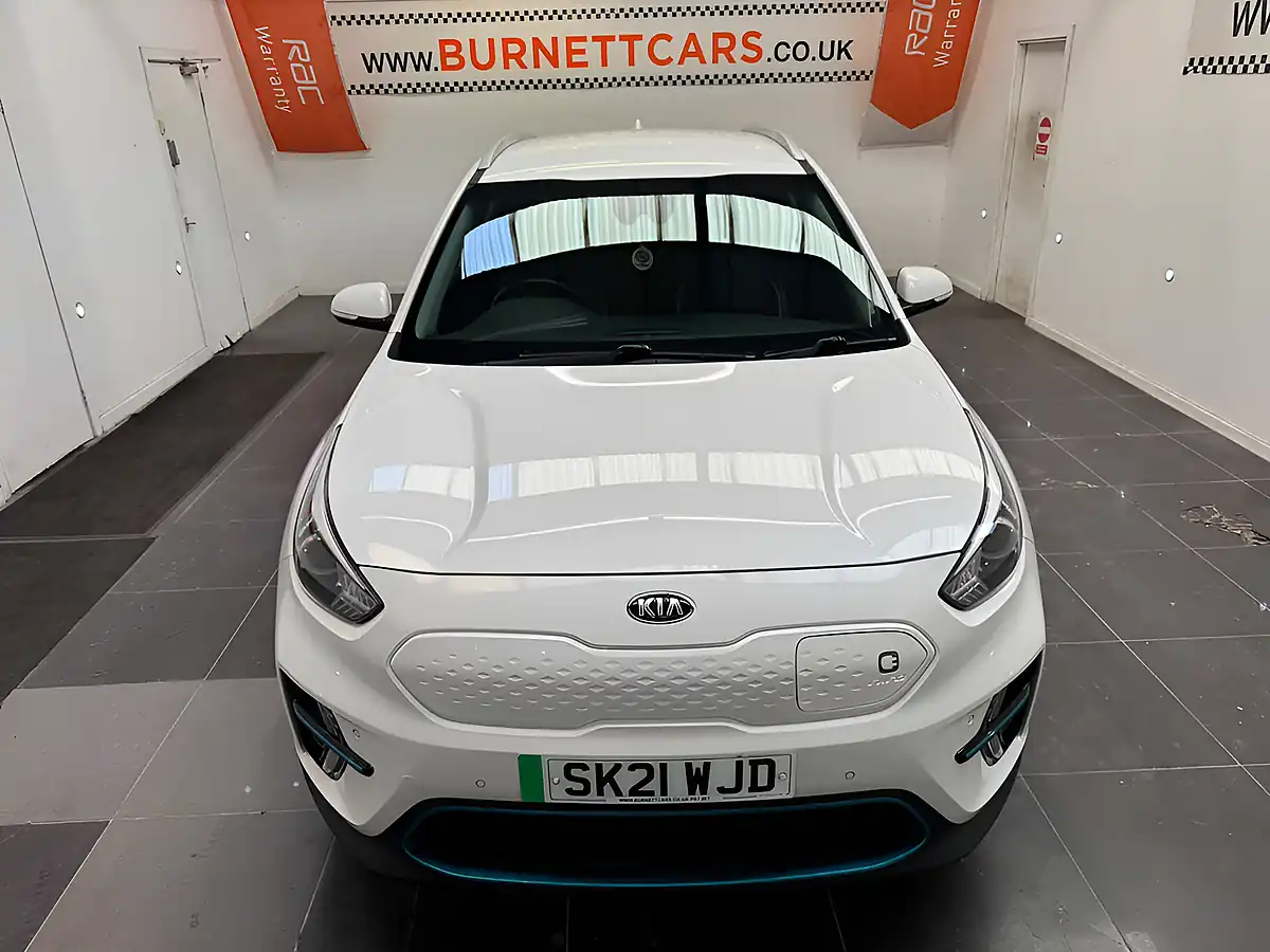 Used 2021 Kia Niro 3 White - Interior and Exterior details 17