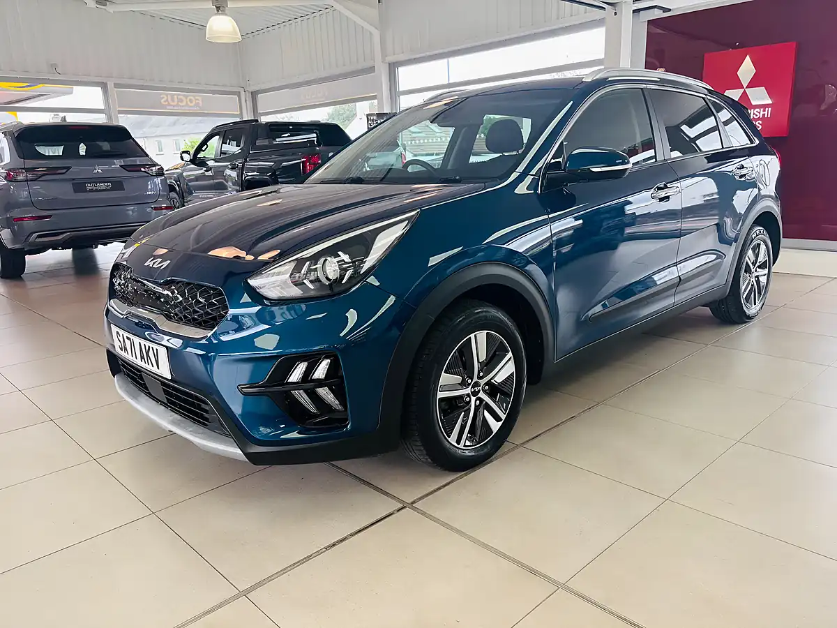 Used 2021 Kia Niro Connect Blue - Interior and Exterior details 3