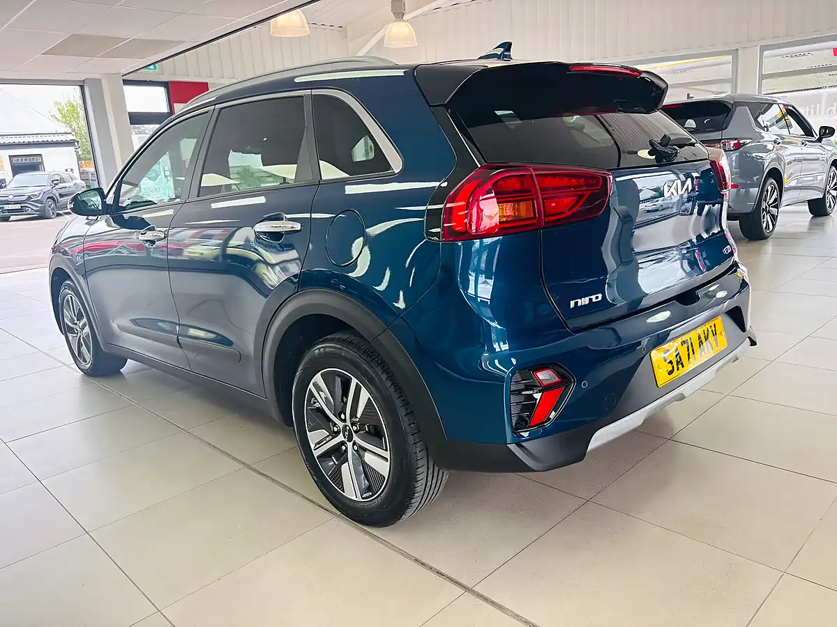 Used 2021 Kia Niro Connect Blue - Interior and Exterior details 7