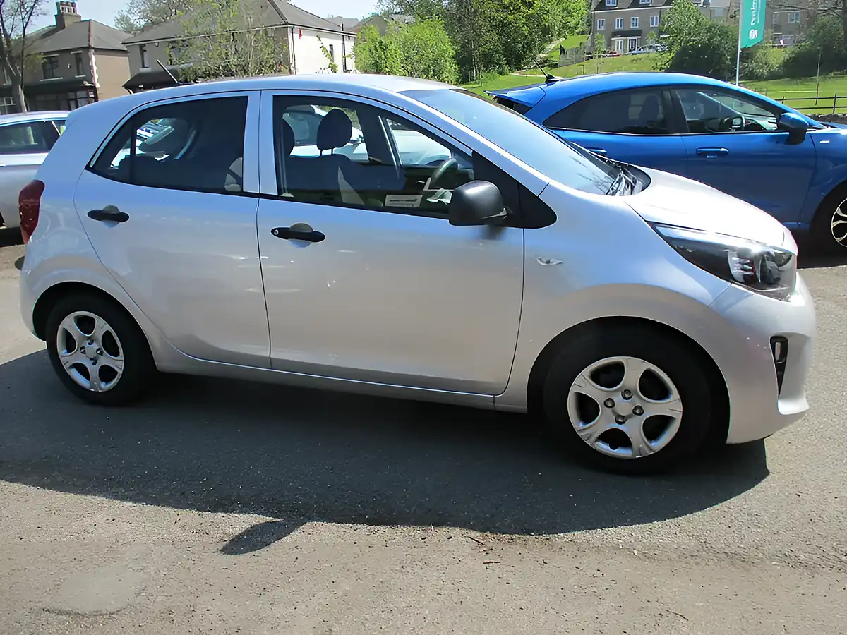Used 2021 Kia Picanto 1 Silver - Interior and Exterior details 4