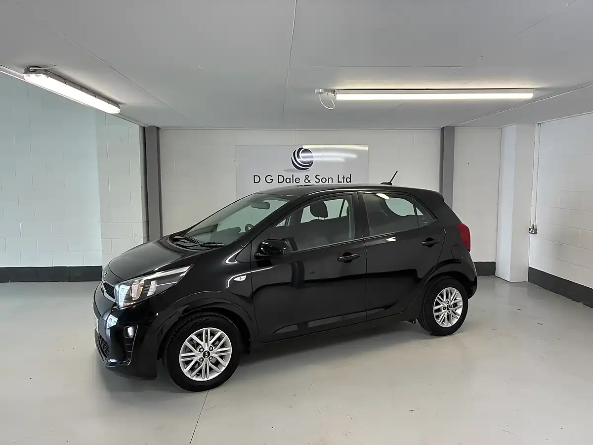 Used 2021 Kia Picanto 2 Black - Front View