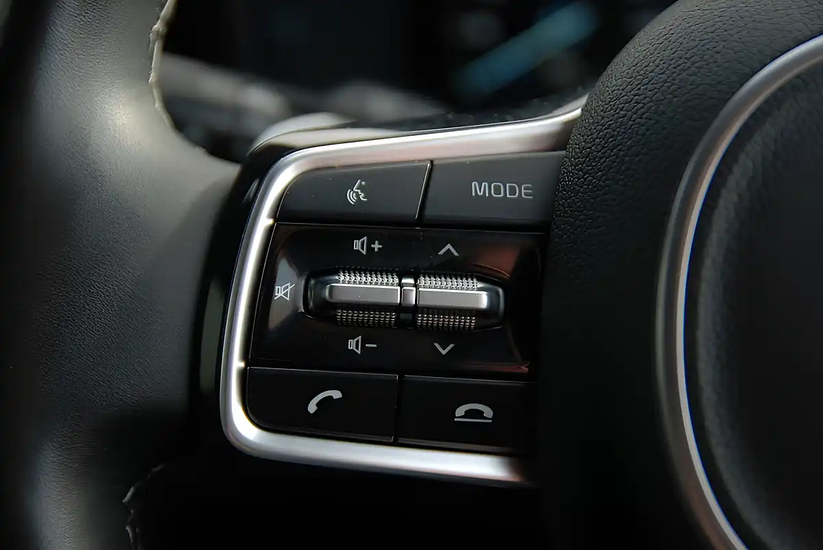 Used 2021 Kia Sorento 4 Blue - Interior and Exterior details 15