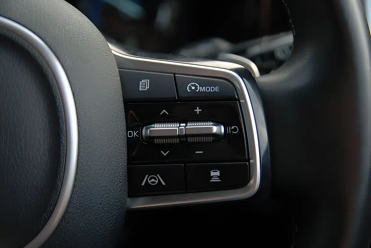 Used 2021 Kia Sorento 4 Blue - Interior and Exterior details 16