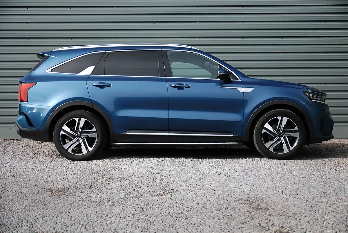 Used 2021 Kia Sorento 4 Blue - Interior and Exterior details 2