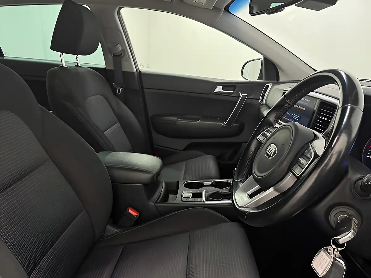Used 2021 Kia Sportage 2 Black - Interior and Exterior details 10