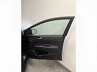 Used 2021 Kia Sportage 2 Black - Interior and Exterior details 12