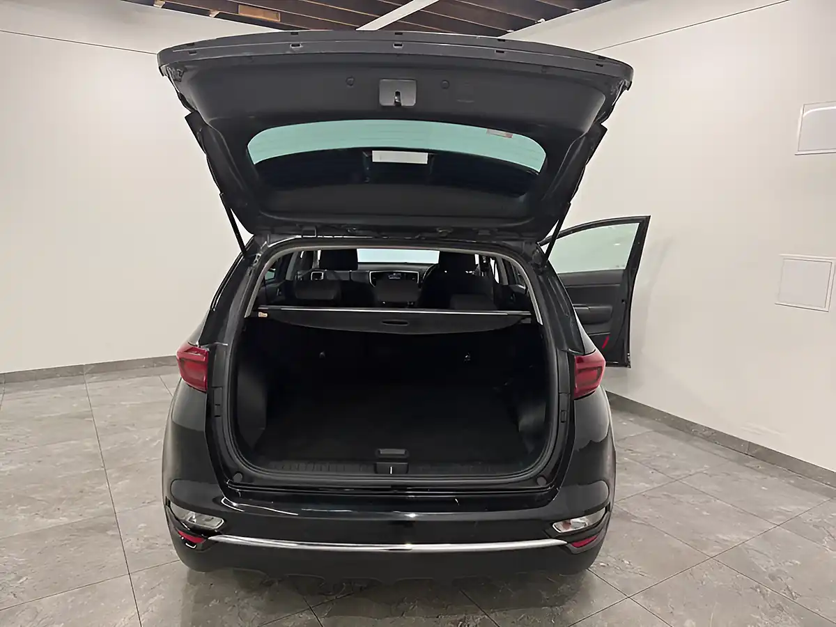 Used 2021 Kia Sportage 2 Black - Interior and Exterior details 13