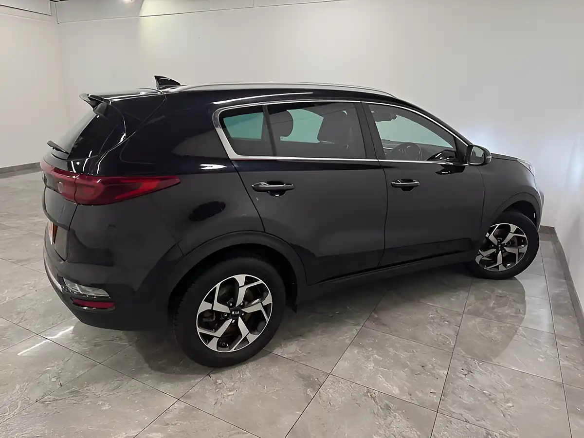 Used 2021 Kia Sportage 2 Black - Interior and Exterior details 8