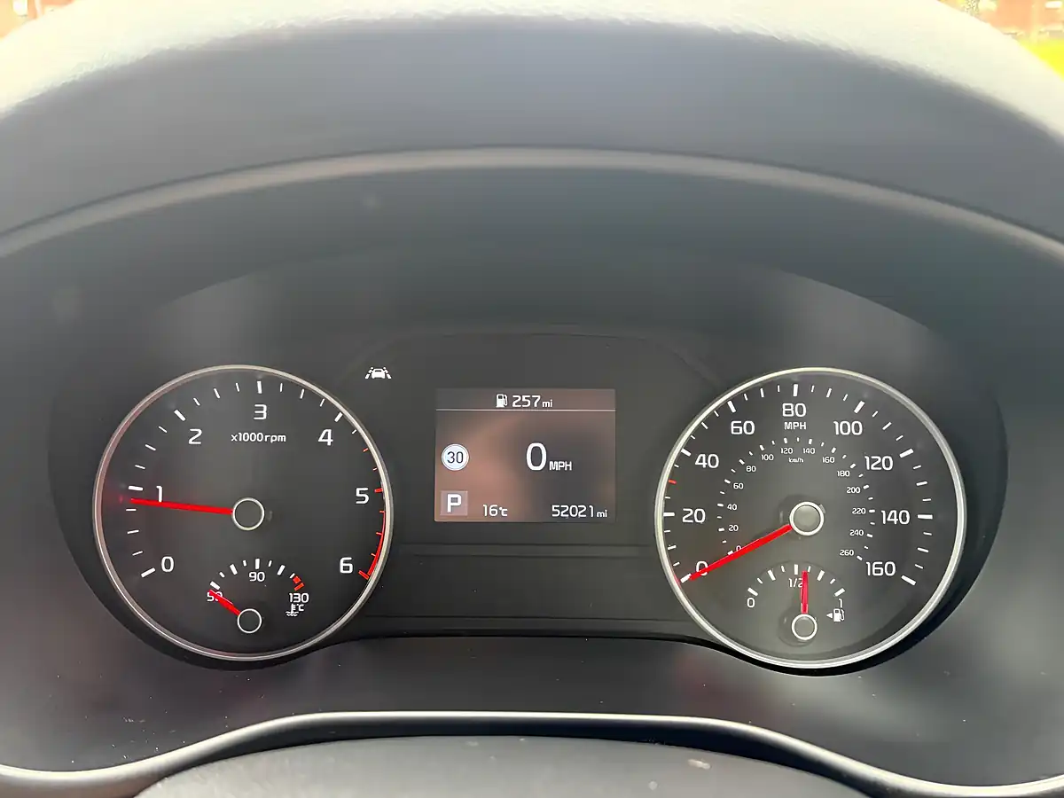 Used 2021 Kia Sportage 2 Black - Interior and Exterior details 12