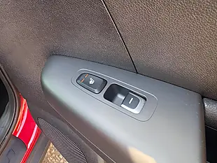 Used 2021 Kia Sportage 2 Red - Interior and Exterior details 20