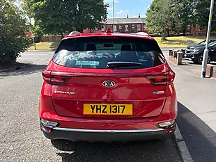 Used 2021 Kia Sportage 2 Red - Interior and Exterior details 4