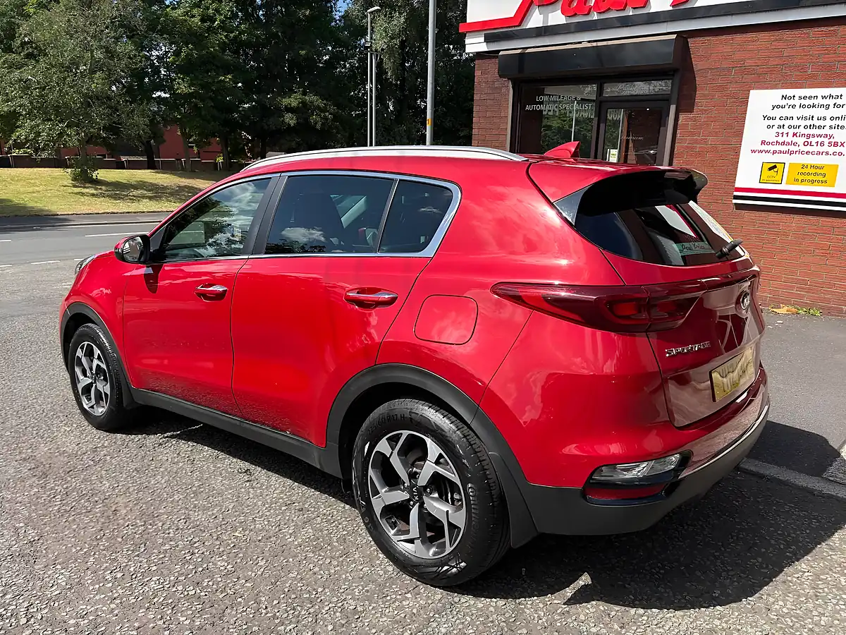 Used 2021 Kia Sportage 2 Red - Interior and Exterior details 5