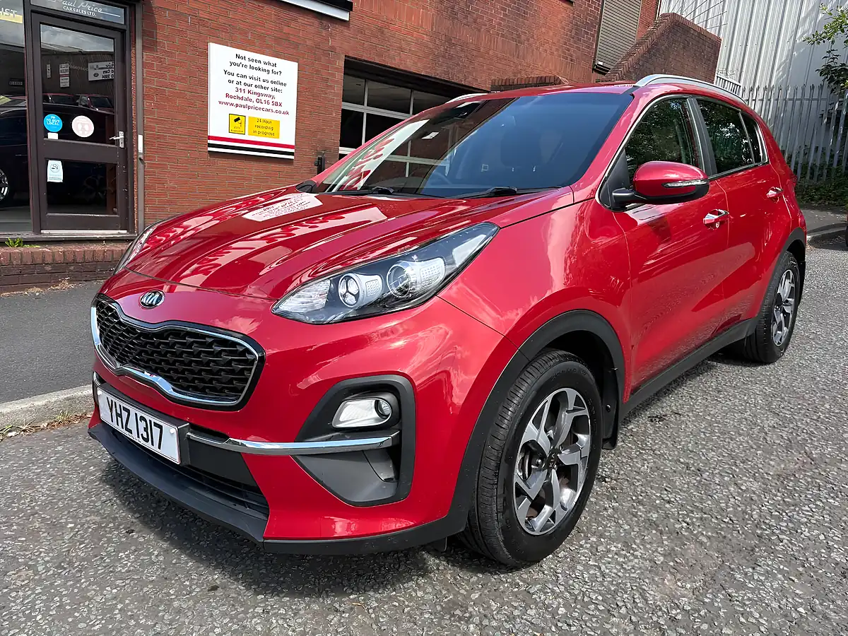 Used 2021 Kia Sportage 2 Red - Interior and Exterior details 7