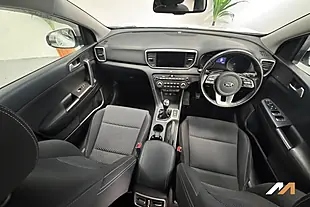 Used 2021 Kia Sportage 2 White - Interior and Exterior details 11