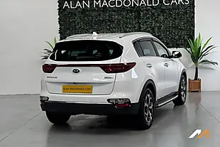 Used 2021 Kia Sportage 2 White - Interior and Exterior details 2