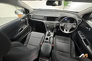 Used 2021 Kia Sportage 2 White - Interior and Exterior details 3