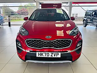 Used 2021 Kia Sportage 3 Red - Interior and Exterior details 2